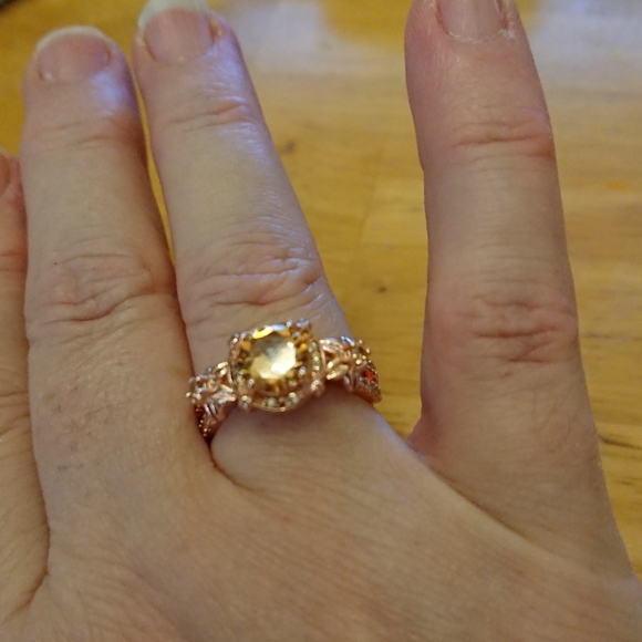 🔥Closeout Topaz Rose Gold ring - Picture 5 of 9